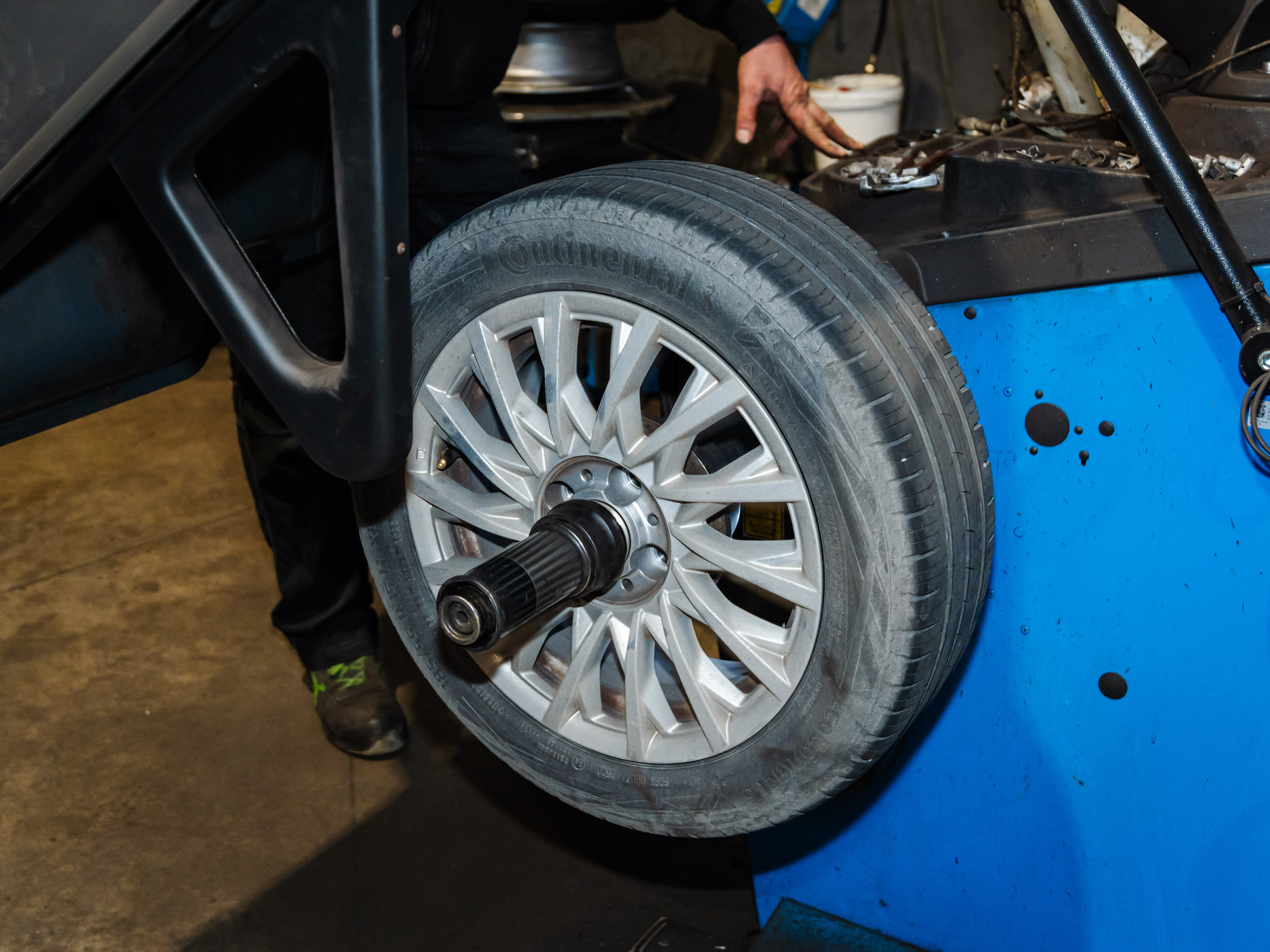 APERTURA CARROZZERIA